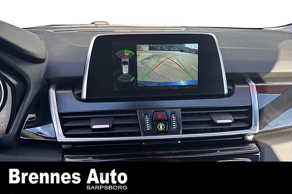 BMW 225xe 19 of 20