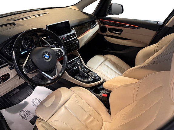 BMW 225xe 9 of 28