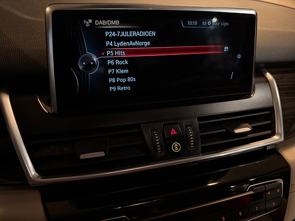 BMW 225xe 18 of 28