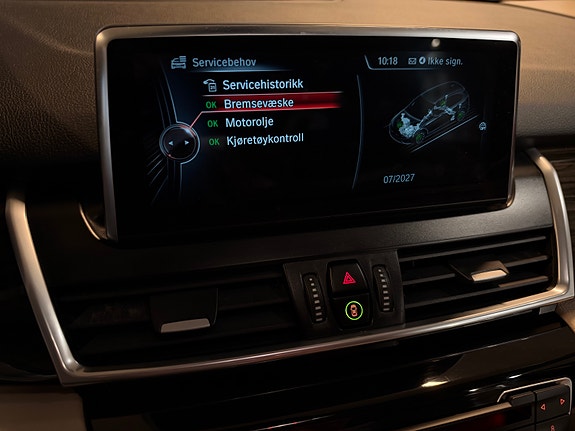 BMW 225xe 21 of 28