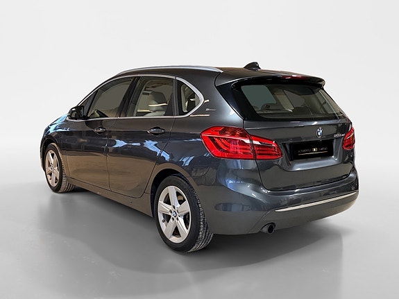 BMW 225xe 5 of 28