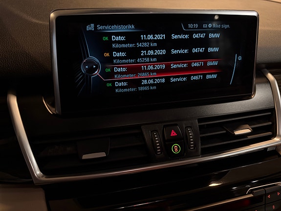 BMW 225xe 19 of 28