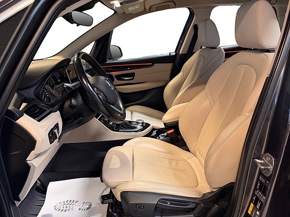 BMW 225xe 8 of 28