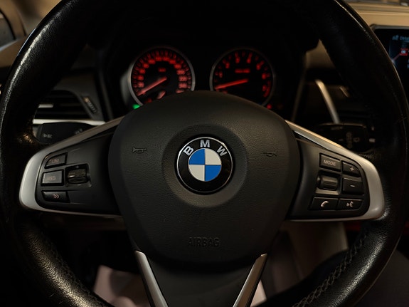 BMW 225xe 28 of 28