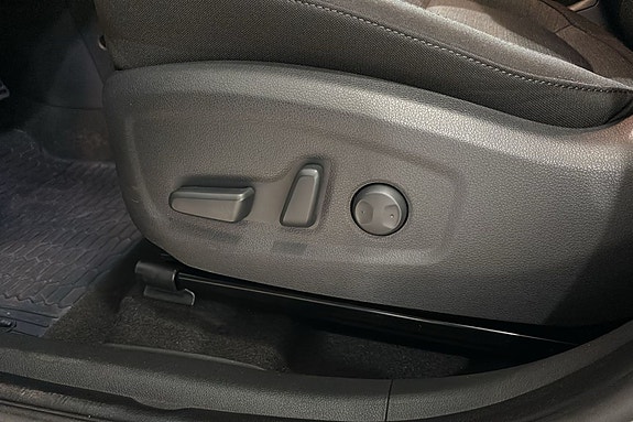 Hyundai Kona 25 of 26