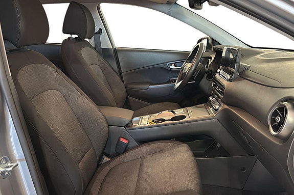 Hyundai Kona 16 of 26