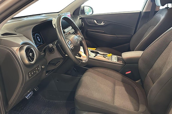Hyundai Kona 11 of 26