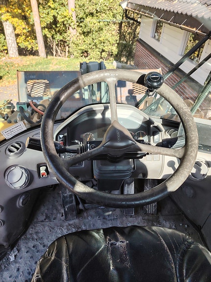 Volvo L70F 9 of 10