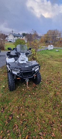 Polaris Sportsman X2 570 2 of 6