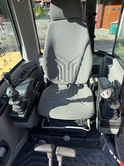 Volvo EC55C 24 of 30