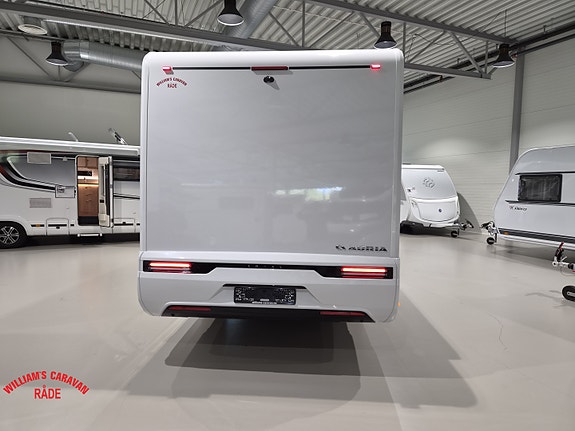 Adria CORAL SELECT 670 DL Face2Face 4 of 30