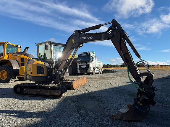 Volvo ECR58F 2 of 16