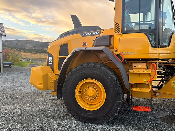 Volvo L90H2 UBRUKT 7 of 26
