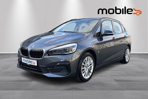 BMW 225xe 19 of 28