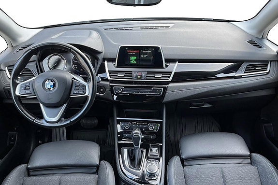 BMW 225xe 6 of 28