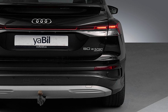 Audi Q4 e-tron 6 of 30