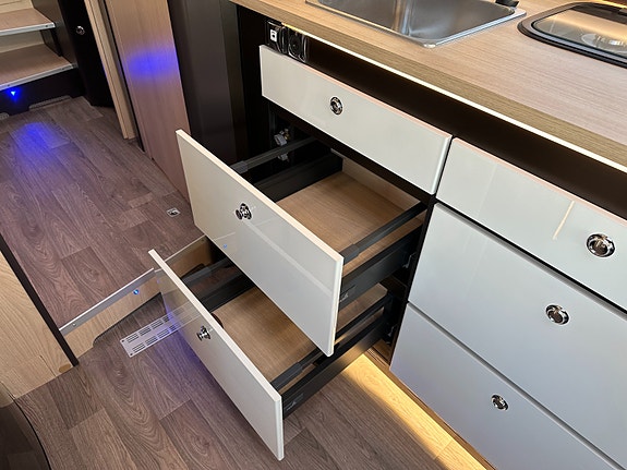 Autostar Prestige 790 LJ 14 of 30
