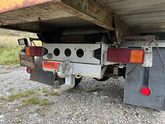 Volvo F6 25 of 27