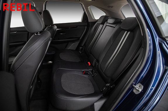 BMW 225xe 13 of 23