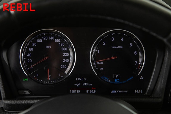 BMW 225xe 16 of 23