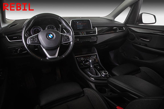 BMW 225xe 9 of 23
