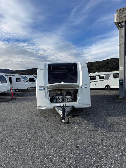 Adria Alpina 583 LP **SE PRIS** **SOM NY** **ALDE** 3 of 30