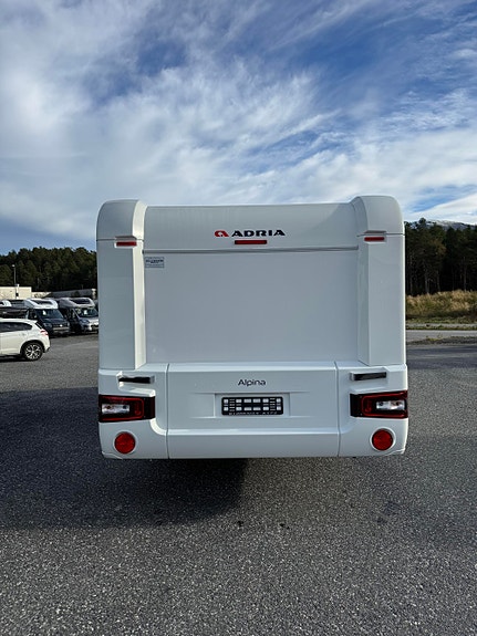 Adria Alpina 583 LP **SE PRIS** **SOM NY** **ALDE** 7 of 30