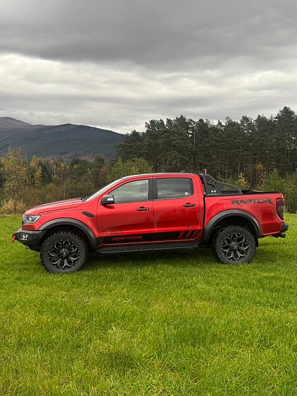 Ford Ranger Raptor 8 of 12
