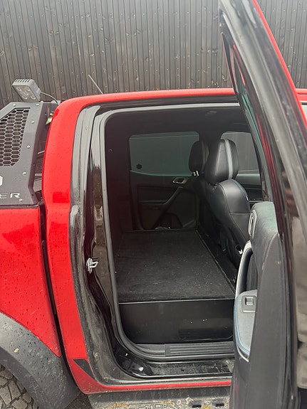 Ford Ranger Raptor 10 of 12