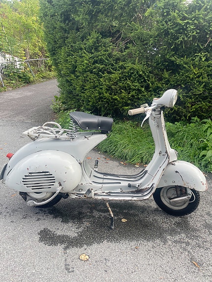 Vespa Douglas Bristol 6 of 15