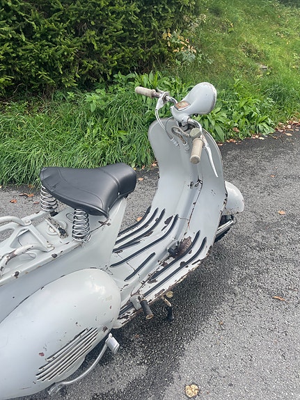 Vespa Douglas Bristol 9 of 15