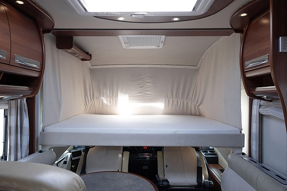 Carthago Chic E-line I51 QB Aut. I Støttebein I Aircondition 3 of 30