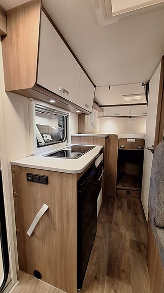 Carado   T V337  Solcelle + Masse utstyr. 15 of 30