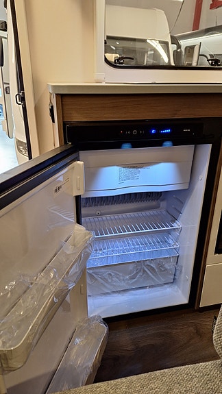 Carado   T V337  Solcelle + Masse utstyr. 17 of 30