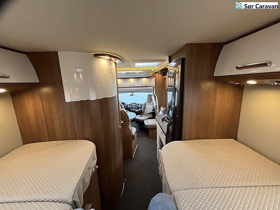 Carthago C-Tourer T 143 LE 29 of 30