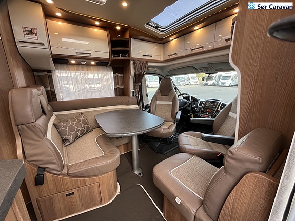 Carthago C-Tourer T 143 LE 12 of 30