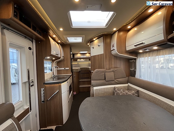Carthago C-Tourer T 143 LE 14 of 30