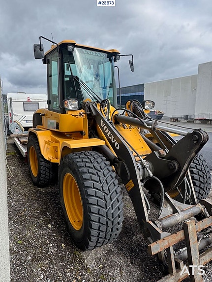 Volvo  L30GS Hjullaster m/ skuffe, pallegaffel og skjær - 1700 timer 2 of 30