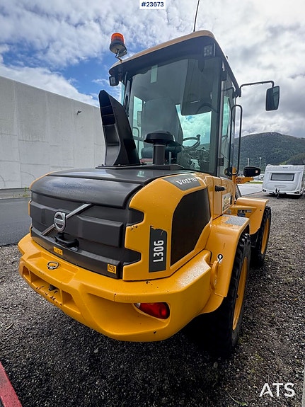 Volvo  L30GS Hjullaster m/ skuffe, pallegaffel og skjær - 1700 timer 7 of 30