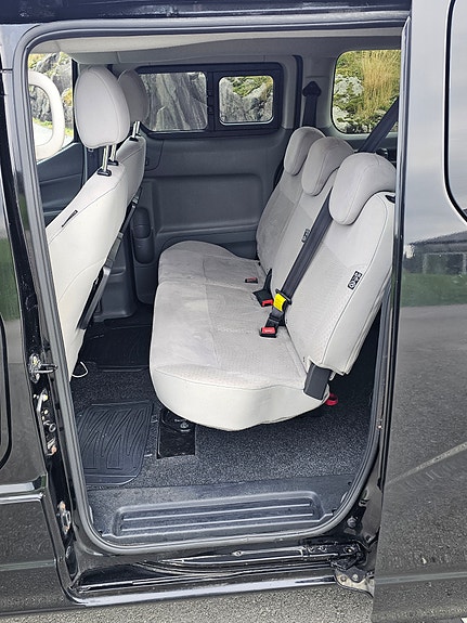 Nissan e-NV200 15 of 22