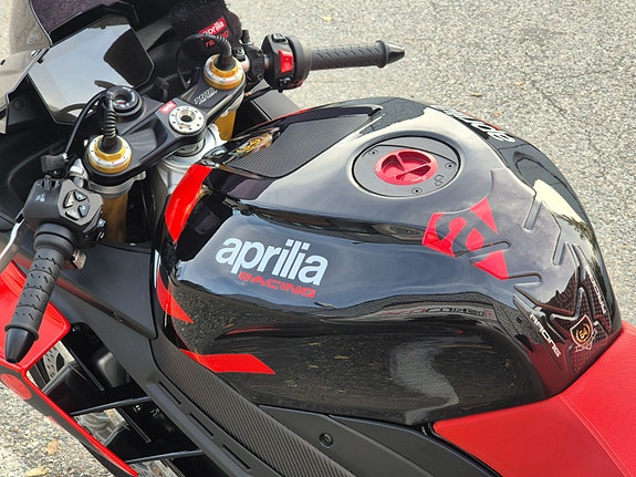 Aprilia RSV4 Factory ** NY STORSERVICE/SE DENNE ** 21 of 27