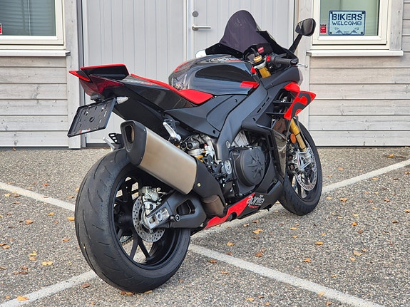 Aprilia RSV4 Factory ** NY STORSERVICE/SE DENNE ** 5 of 27