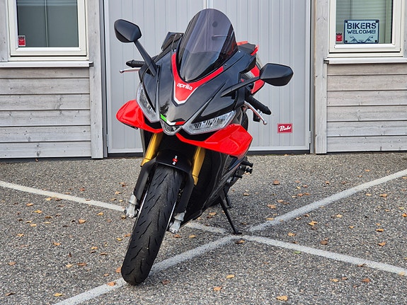 Aprilia RSV4 Factory ** NY STORSERVICE/SE DENNE ** 11 of 27