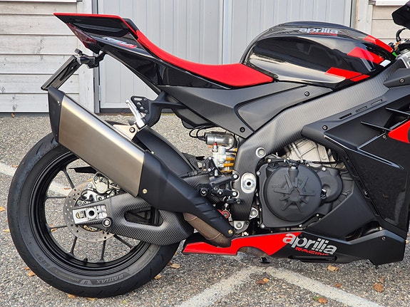 Aprilia RSV4 Factory ** NY STORSERVICE/SE DENNE ** 15 of 27