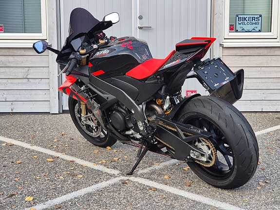 Aprilia RSV4 Factory ** NY STORSERVICE/SE DENNE ** 7 of 27