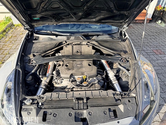Nissan 370 Z 15 of 15