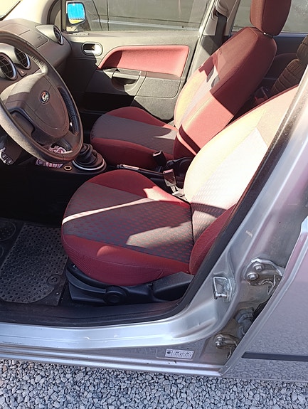 Ford Fiesta 2004 photo 5