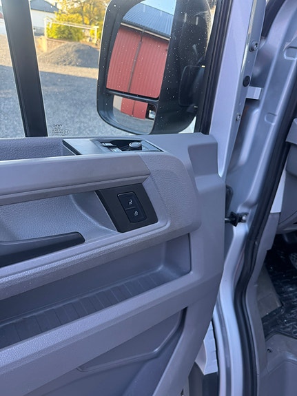 Volkswagen Crafter 35 13 of 28