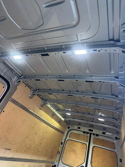 Volkswagen Crafter 35 24 of 28