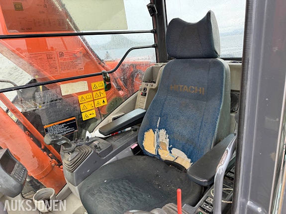 Hitachi Zx225 30 of 30